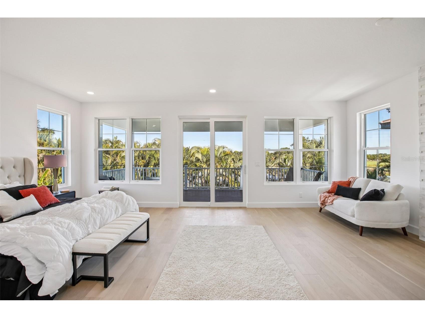 126 Ricardo Way NE Saint Petersburg FL 33704 TB8472653 image37