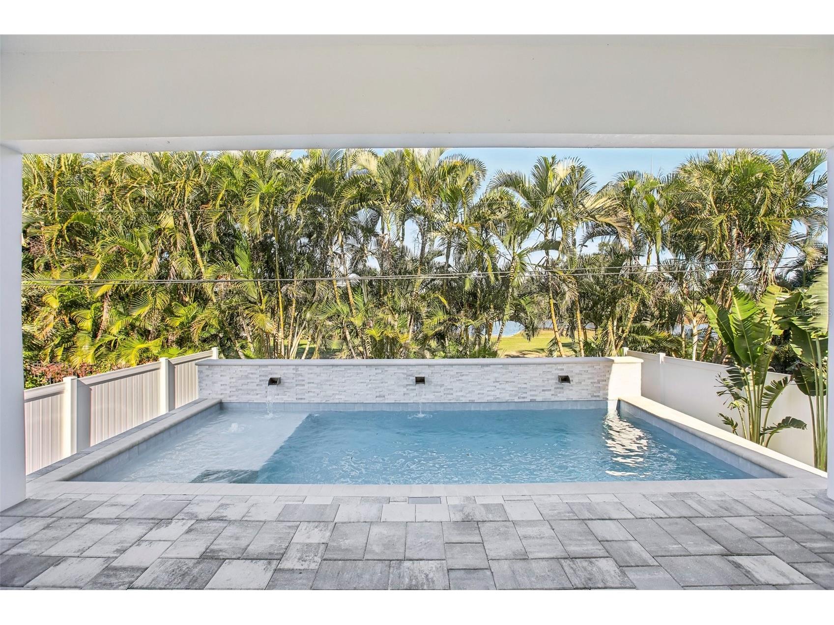 126 Ricardo Way NE Saint Petersburg FL 33704 TB8472653 image49