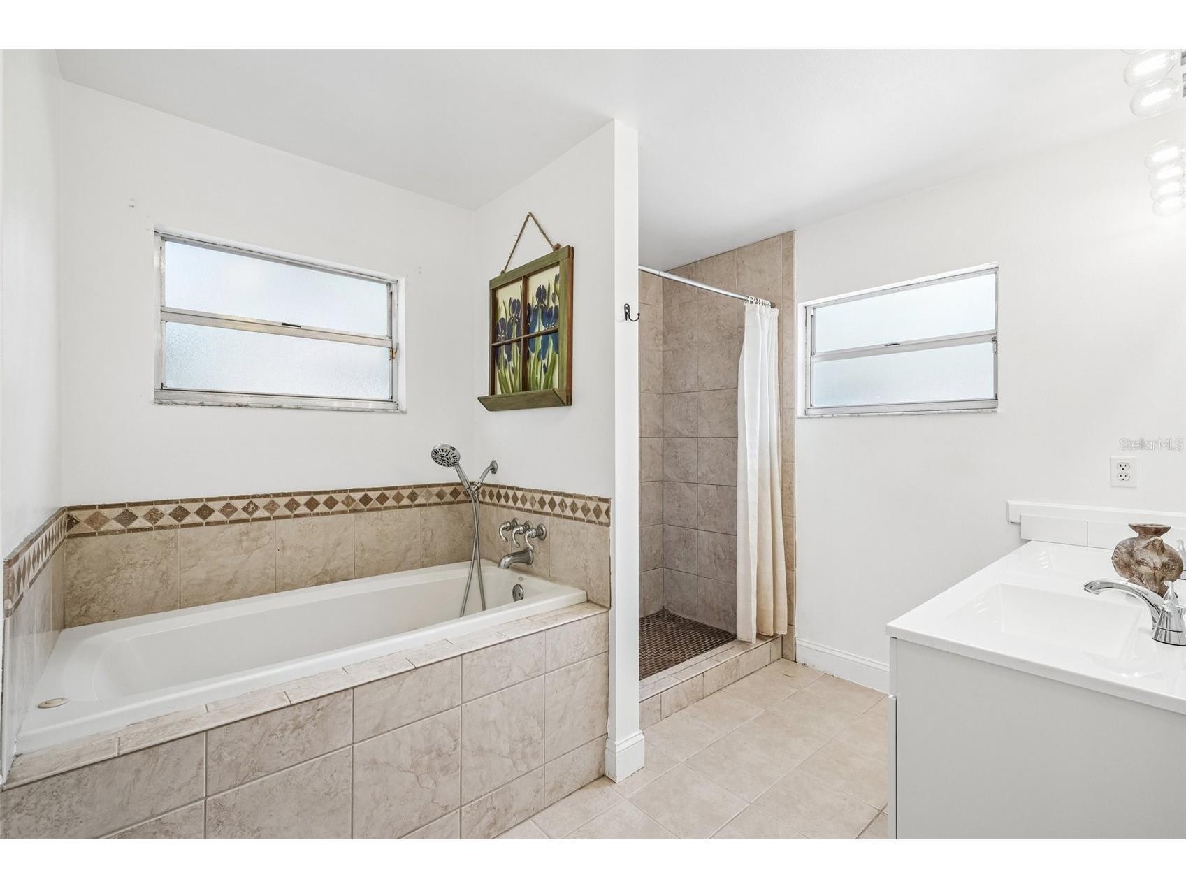 126 S Saint Cloud Avenue Valrico FL 33594 TB8512173 image19