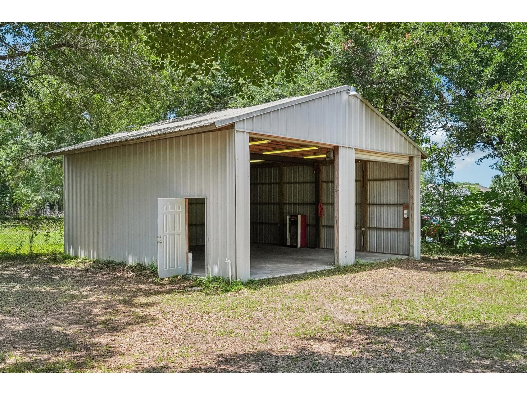 126 S Saint Cloud Avenue Valrico FL 33594 TB8512173 image2