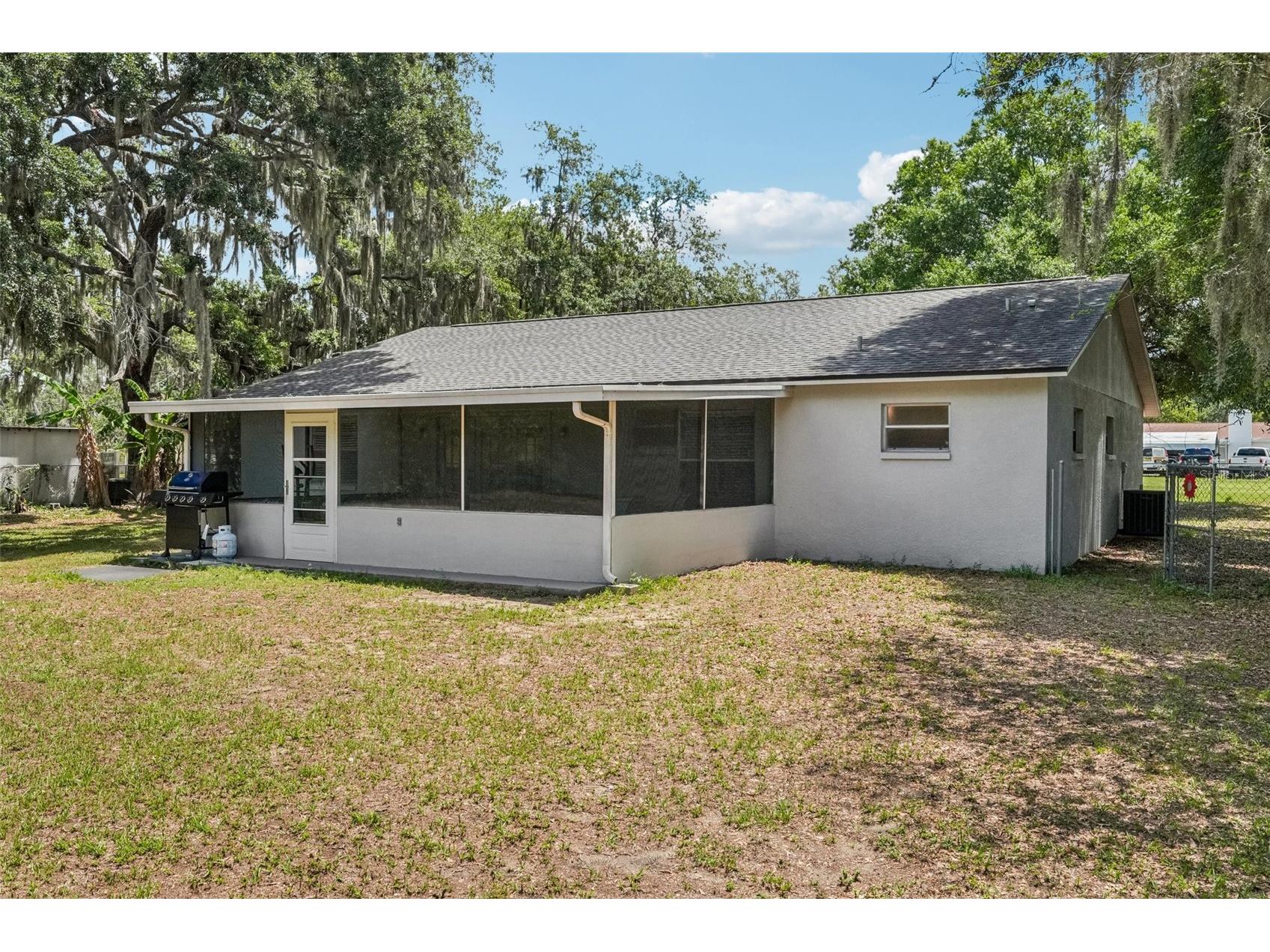 126 S Saint Cloud Avenue Valrico FL 33594 TB8512173 image27