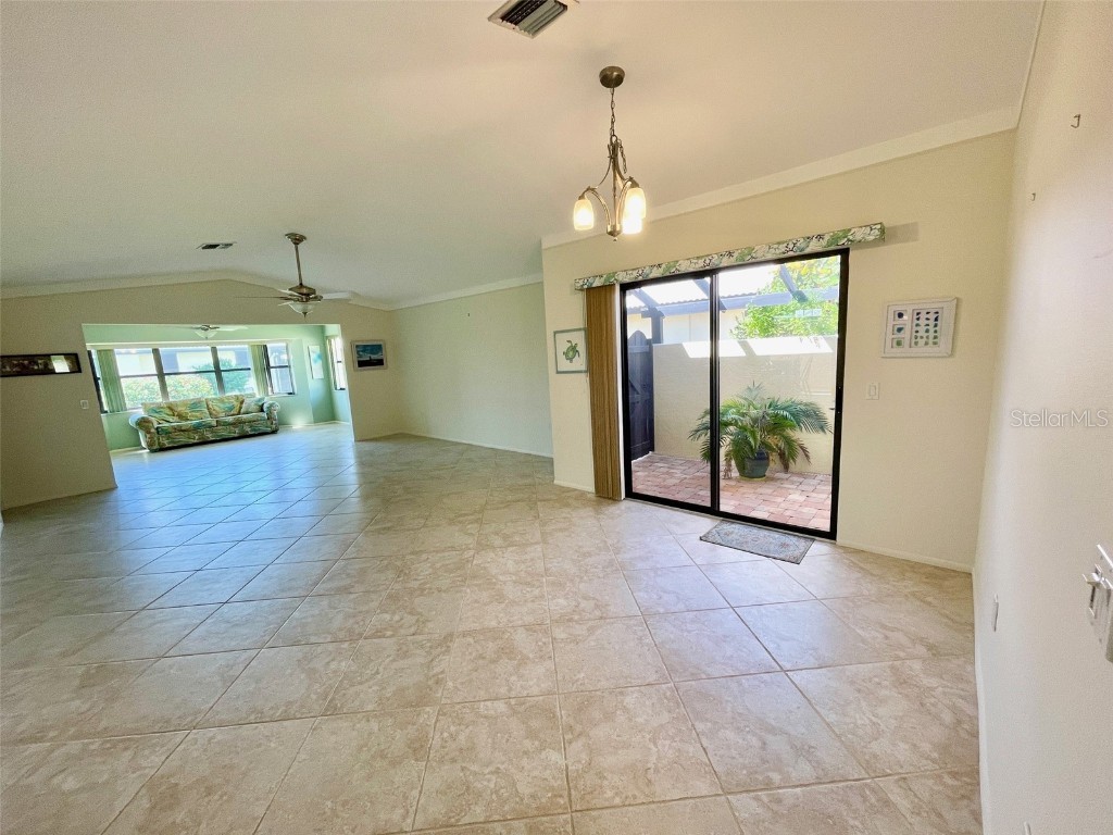 126 Sandstone Circle Venice FL 34293 A4666535 image15