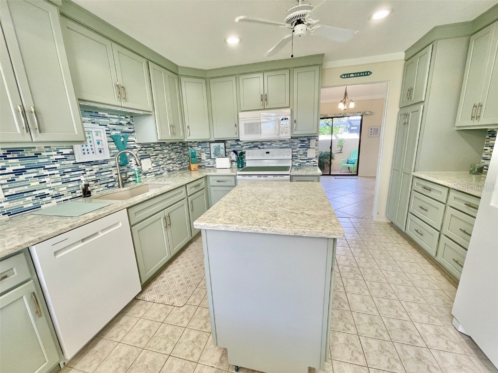 126 Sandstone Circle Venice FL 34293 A4666535 image24