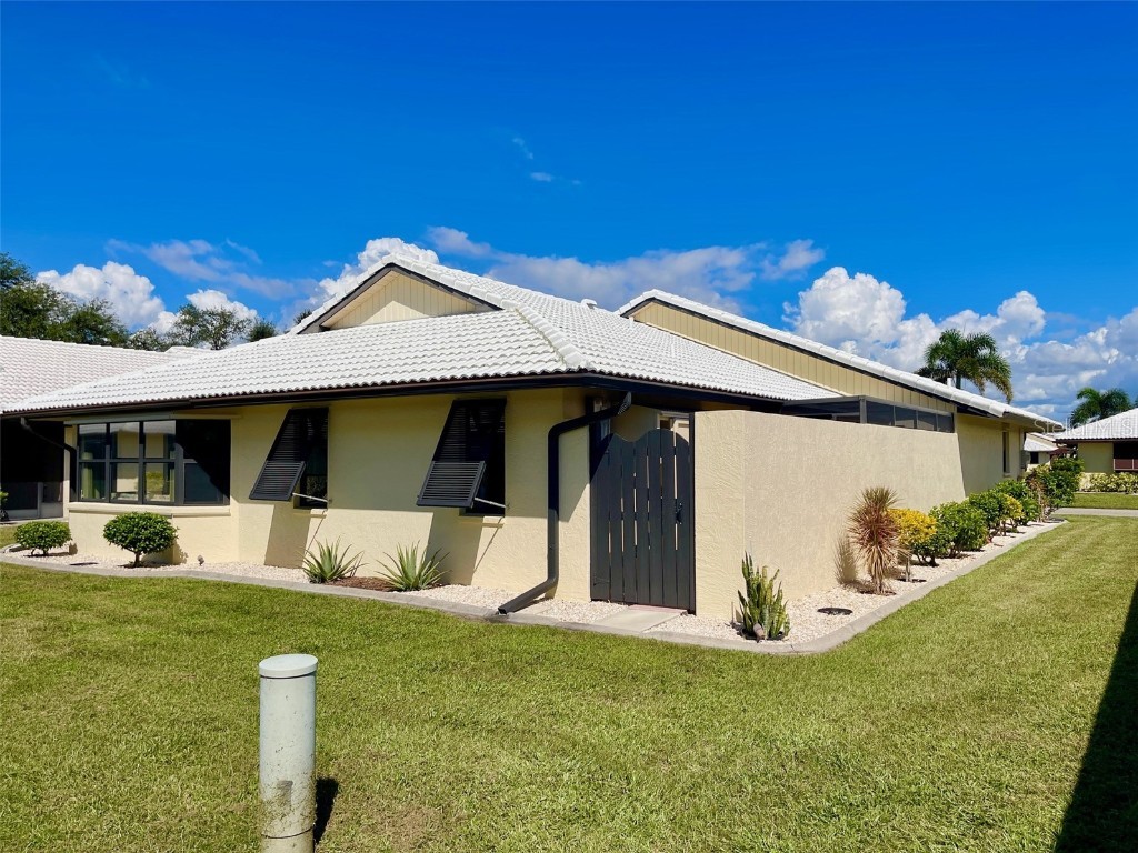 126 Sandstone Circle Venice FL 34293 A4666535 image8