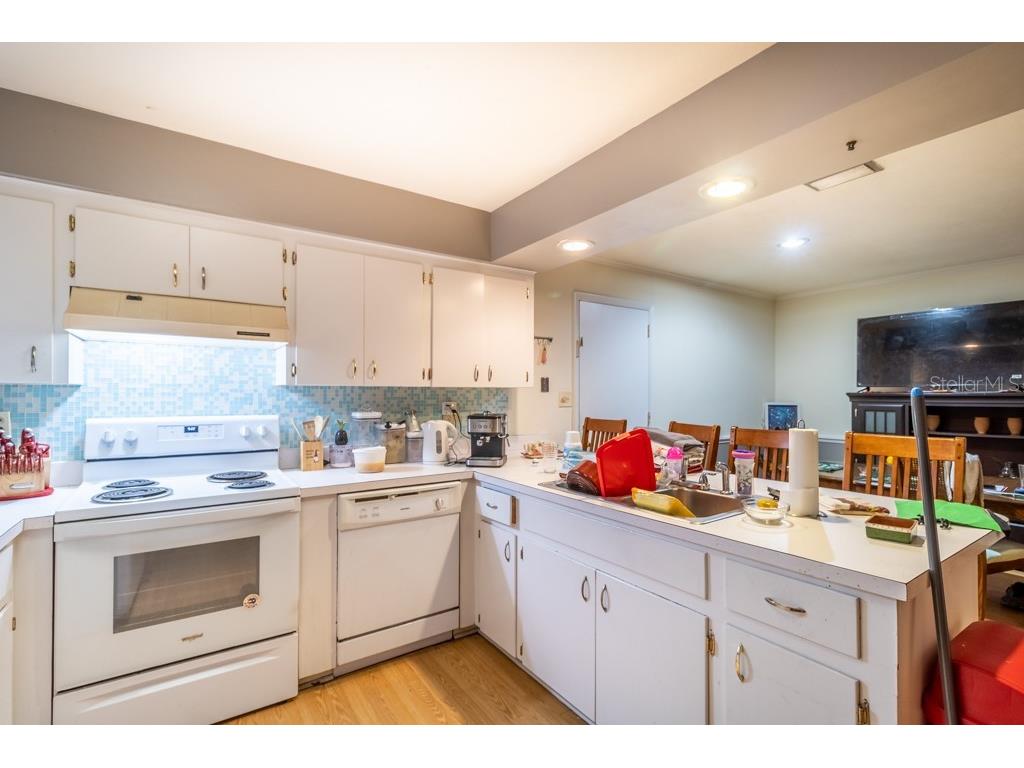 126 SW 40 Terrace Gainesville FL 32607 GC530110 image7