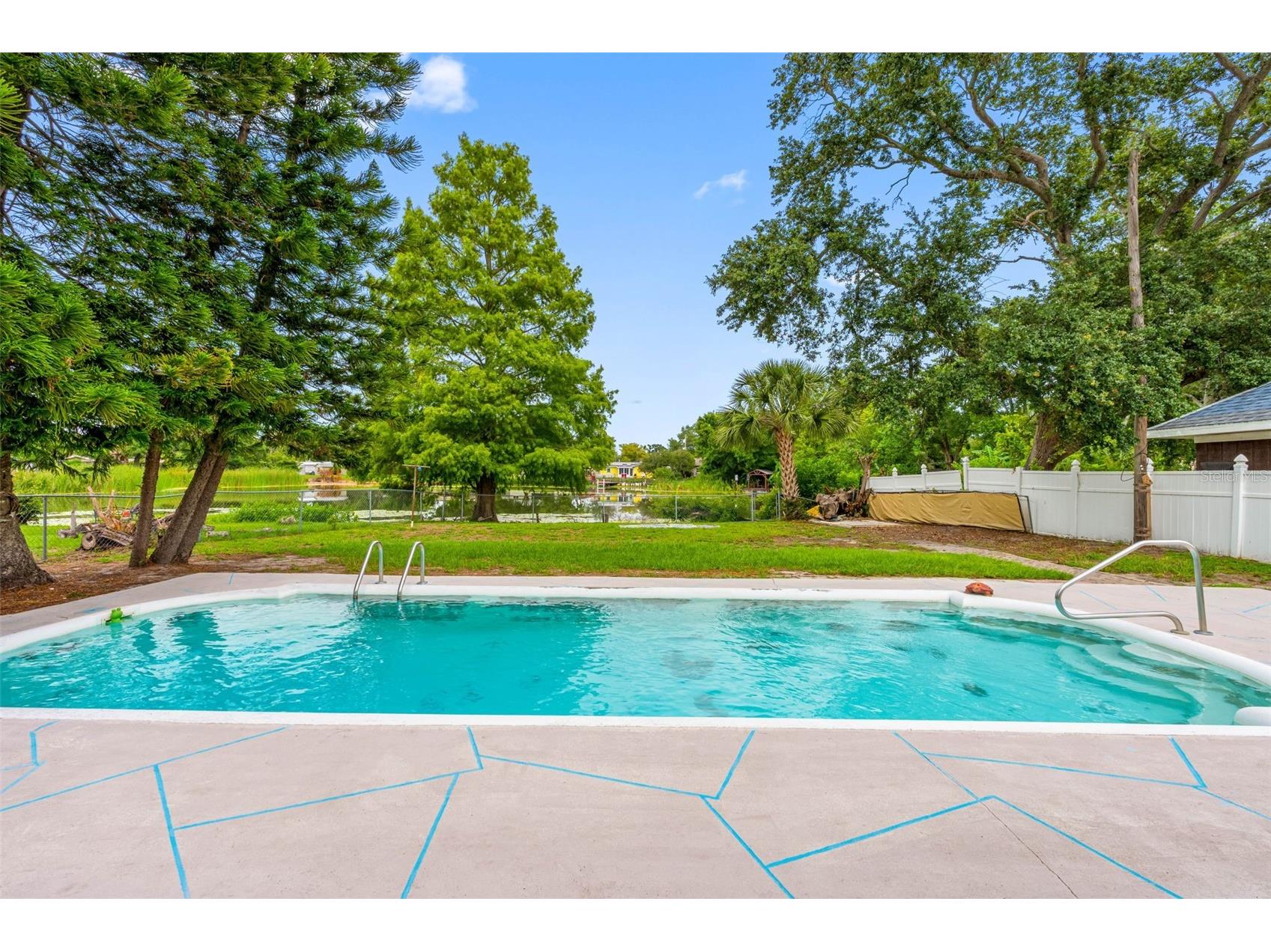 126 W Grapefruit Circle Clearwater FL 33759 - LAKE PATRICIA TB8514146 image12