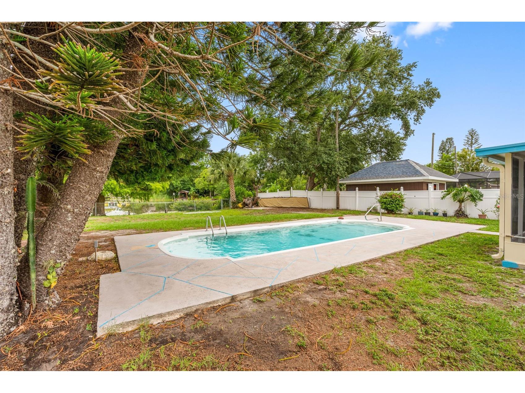 126 W Grapefruit Circle Clearwater FL 33759 - LAKE PATRICIA TB8514146 image13
