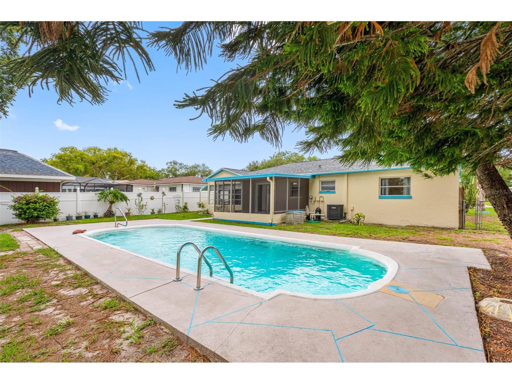 126 W Grapefruit Circle Clearwater FL 33759 - LAKE PATRICIA TB8514146 image15