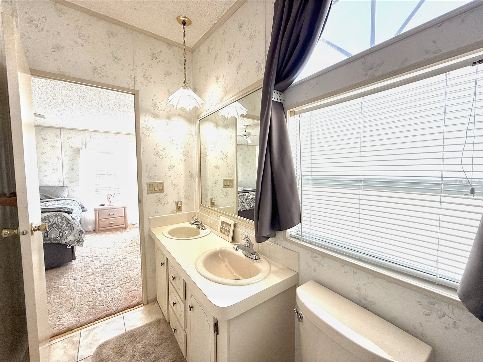 126 W Saint Johns Way Apollo Beach FL 33572 TB8437222 image13