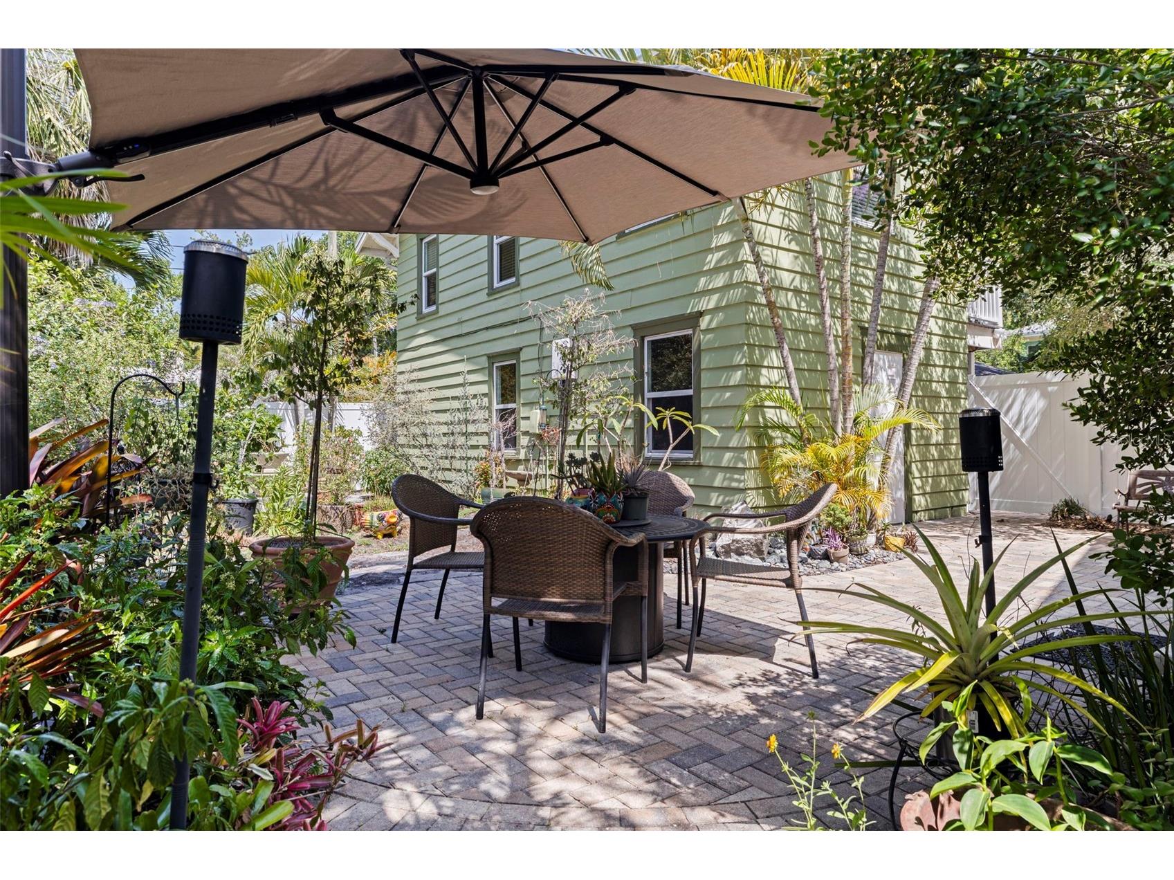 1260 10th Street N Saint Petersburg FL 33705 TB8502536 image36