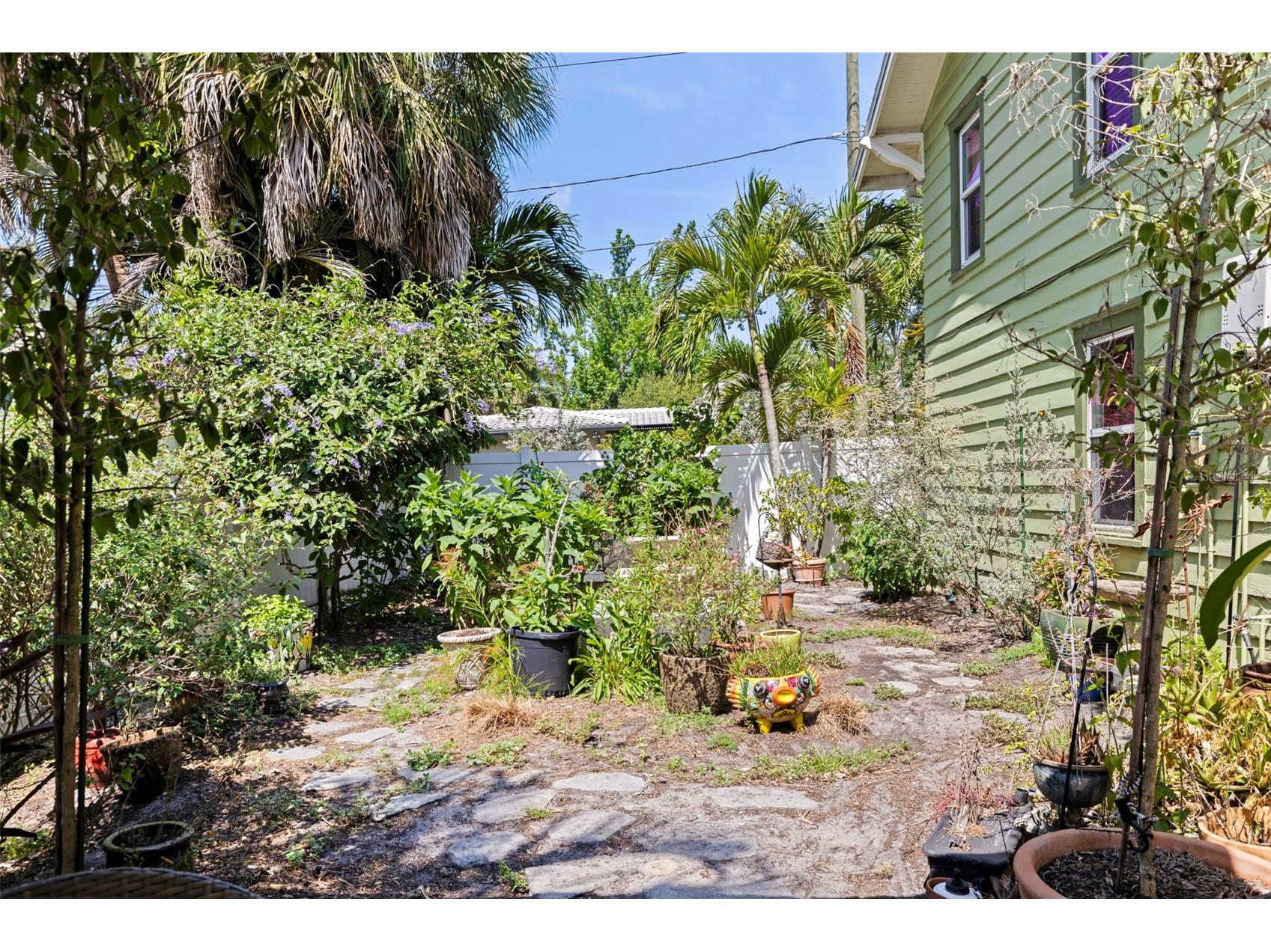 1260 10th Street N Saint Petersburg FL 33705 TB8502536 image38