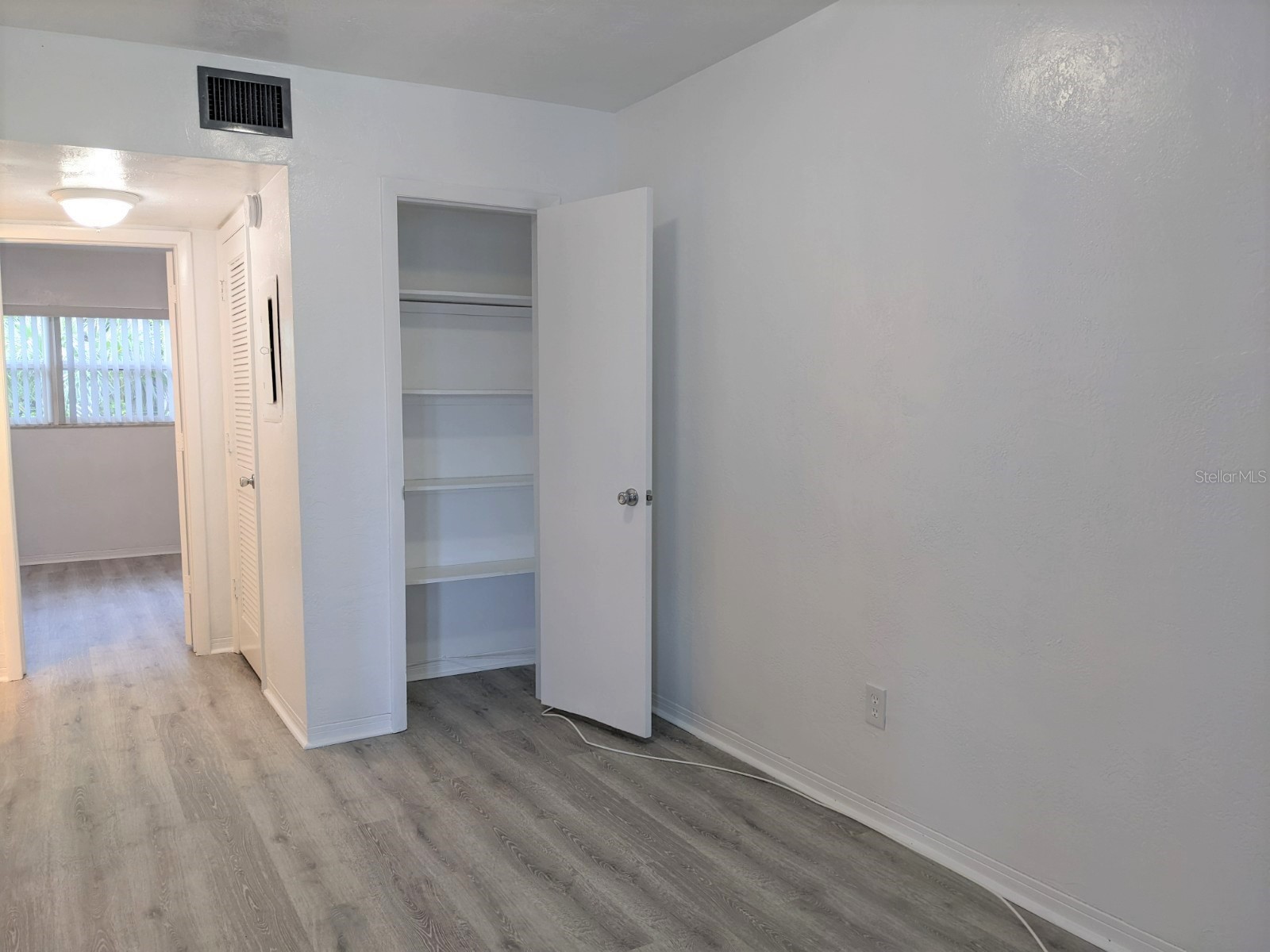 1260 70th Street N #2 Saint Petersburg FL 33710 TB8521563 image4