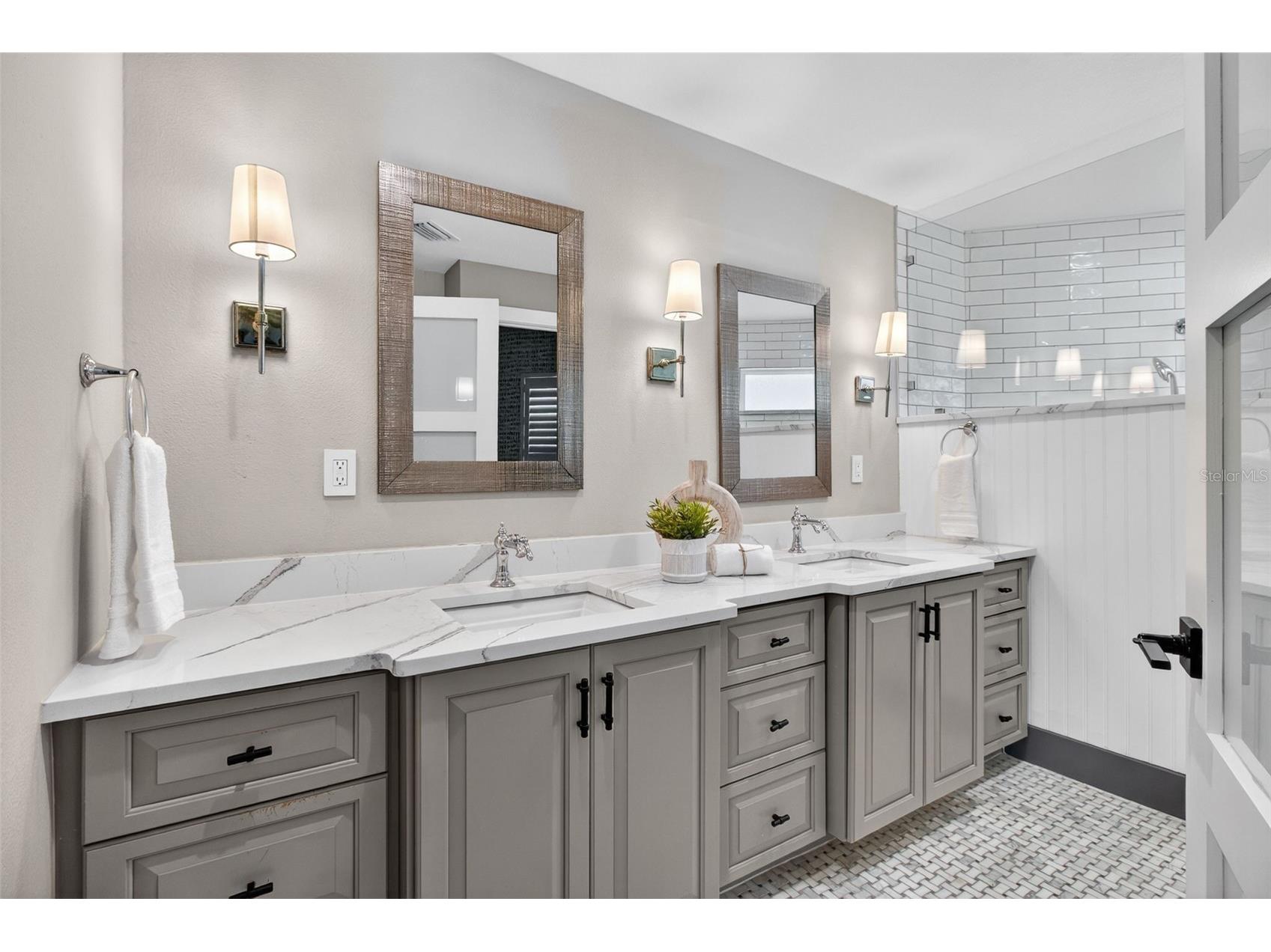 1260 81st Street S Saint Petersburg FL 33707 - BOCA CIEGA BAY TB8511033 image38