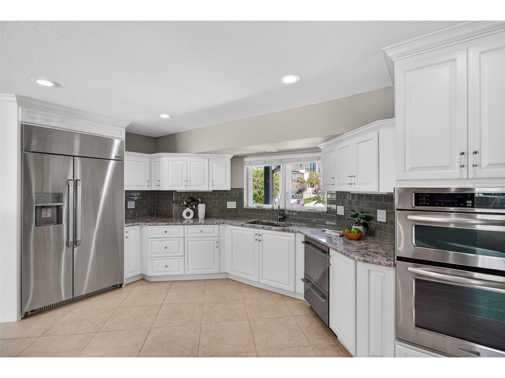 1260 81st Street S Saint Petersburg FL 33707 - BOCA CIEGA BAY TB8511033 image6