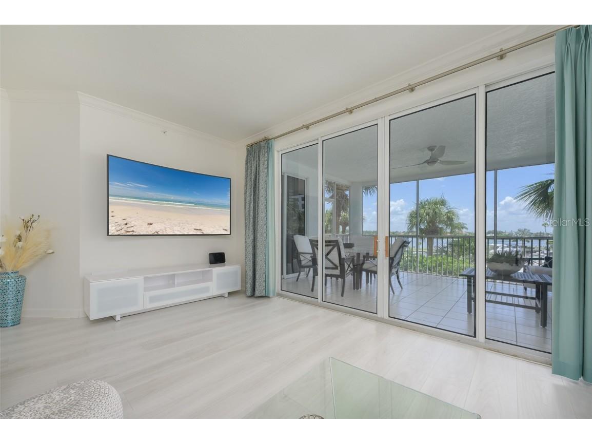 1260 Dolphin Bay Way #203 Sarasota FL 34242 - INTRACOASTAL WATERWAY A4616567 image16