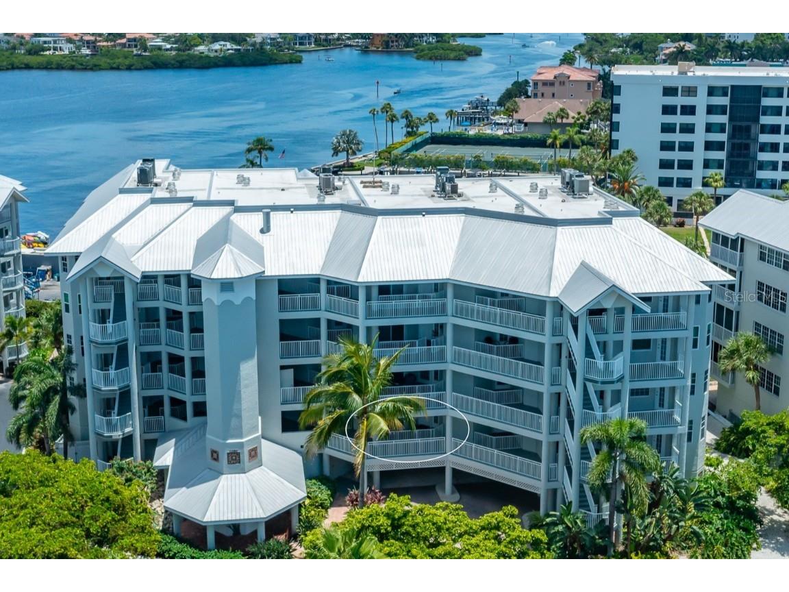 1260 Dolphin Bay Way #203 Sarasota FL 34242 - INTRACOASTAL WATERWAY A4616567 image2