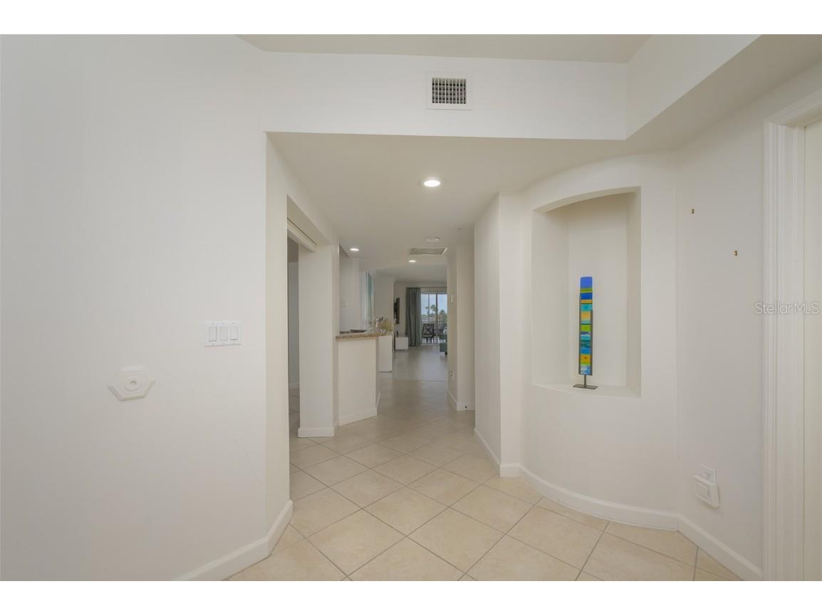 1260 Dolphin Bay Way #203 Sarasota FL 34242 - INTRACOASTAL WATERWAY A4616567 image26