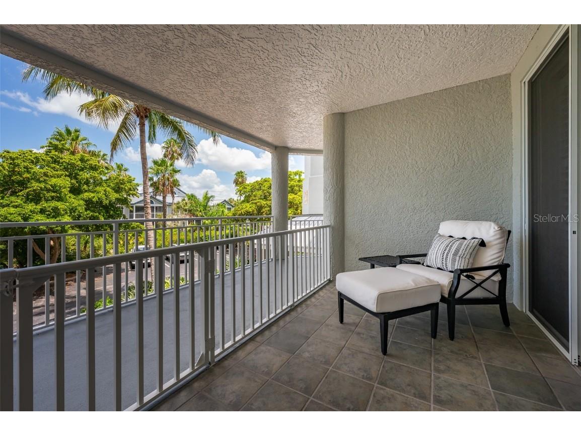1260 Dolphin Bay Way #203 Sarasota FL 34242 - INTRACOASTAL WATERWAY A4616567 image28