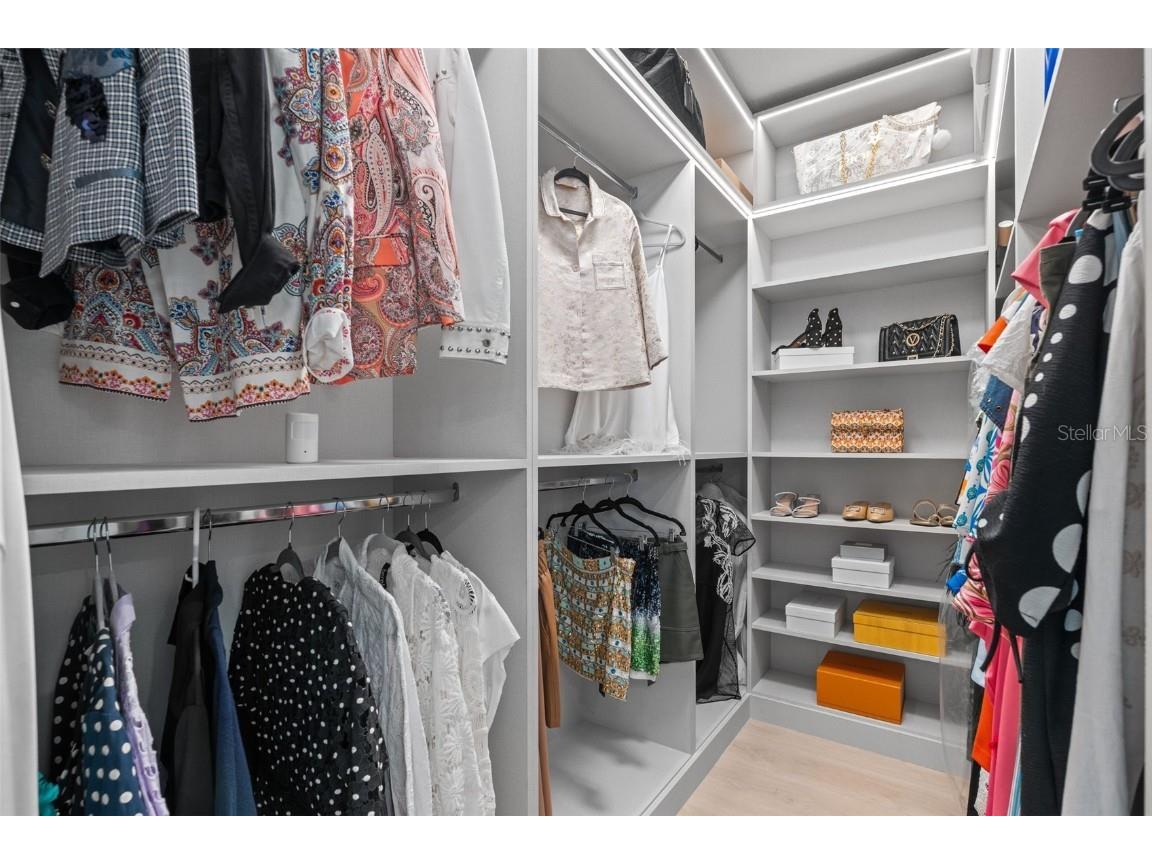 1260 Dolphin Bay Way #301 Sarasota FL 34242 - INTRACOASTAL WATERWAY A4668803 image19