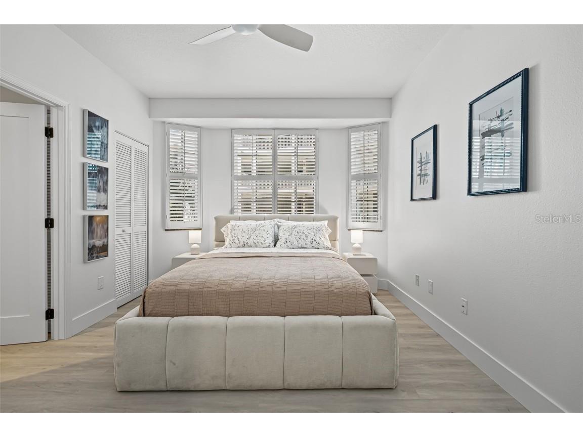 1260 Dolphin Bay Way #301 Sarasota FL 34242 - INTRACOASTAL WATERWAY A4668803 image20