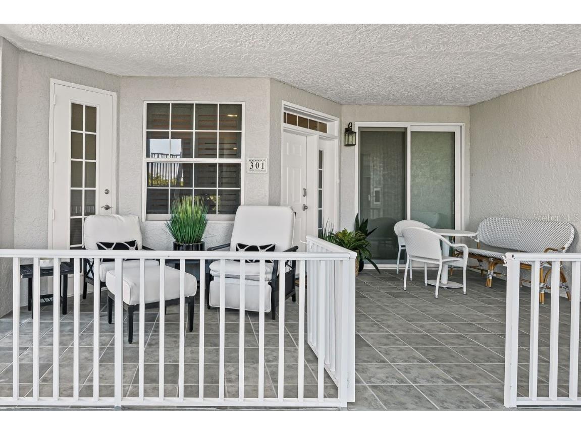 1260 Dolphin Bay Way #301 Sarasota FL 34242 - INTRACOASTAL WATERWAY A4668803 image3
