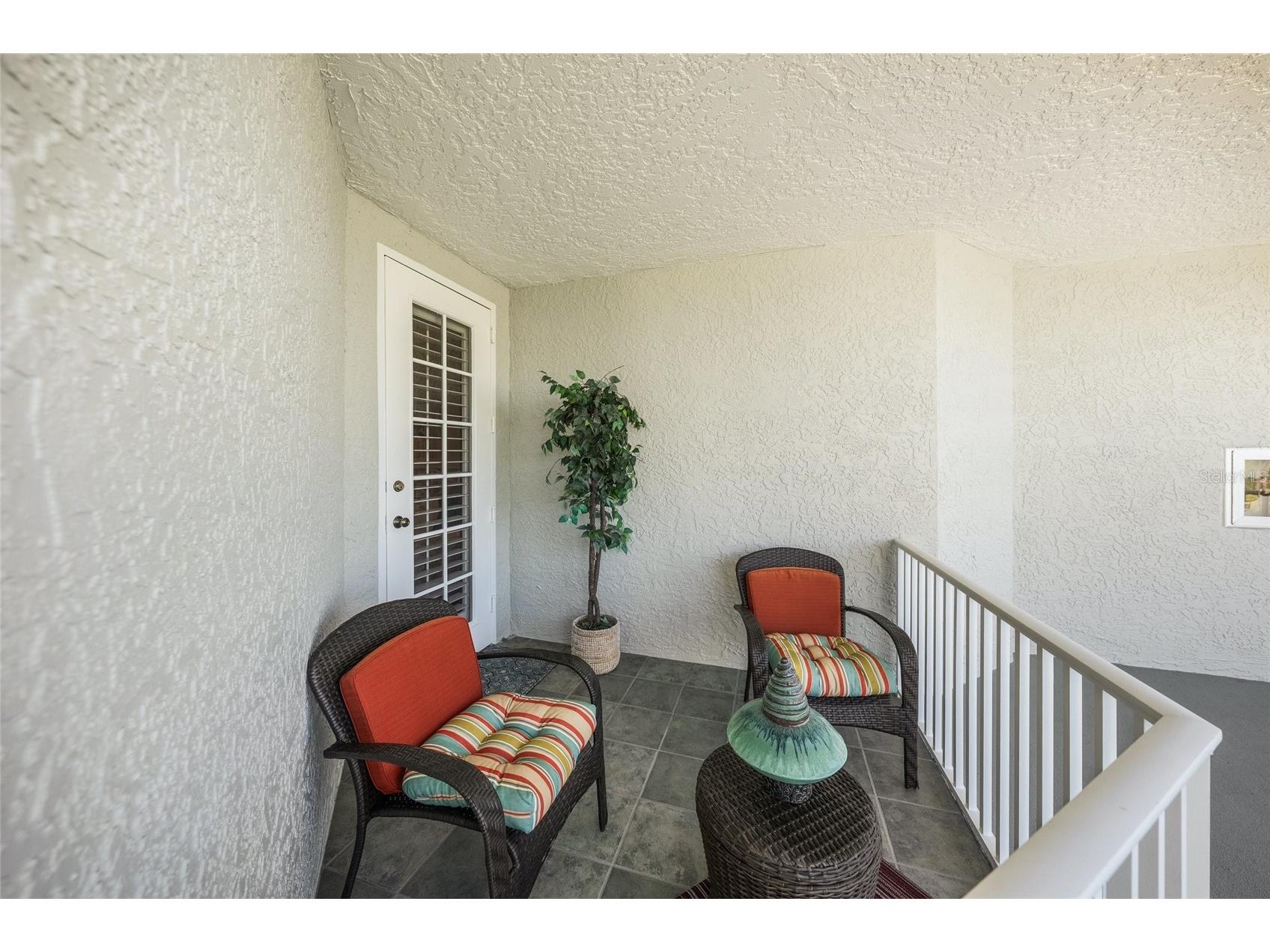 1260 Dolphin Bay Way #403 Sarasota FL 34242 A4680107 image39