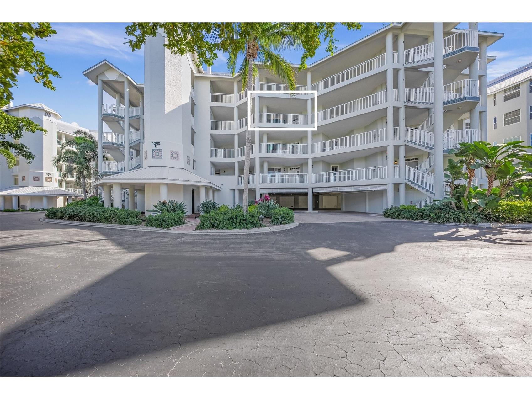 1260 Dolphin Bay Way #403 Sarasota FL 34242 A4680107 image4