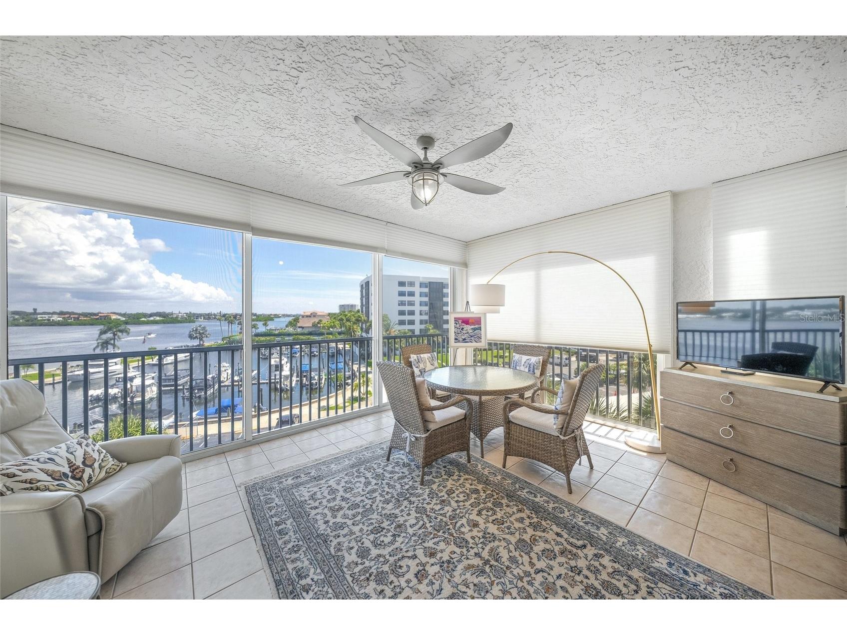 1260 Dolphin Bay Way #403 Sarasota FL 34242 A4680107 image41