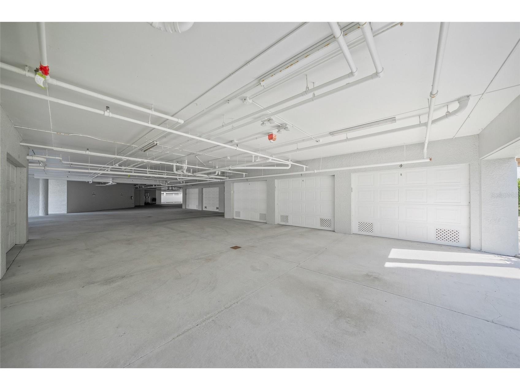 1260 Dolphin Bay Way #403 Sarasota FL 34242 A4680107 image46