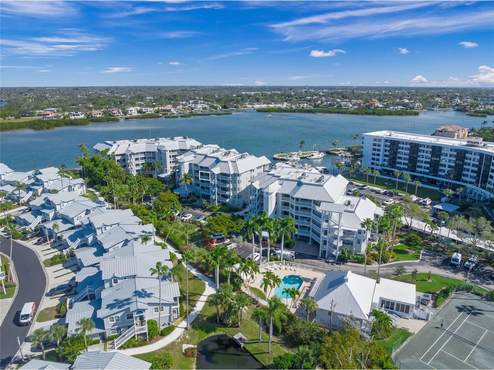1260 Dolphin Bay Way #403 Sarasota FL 34242 A4680107 image59