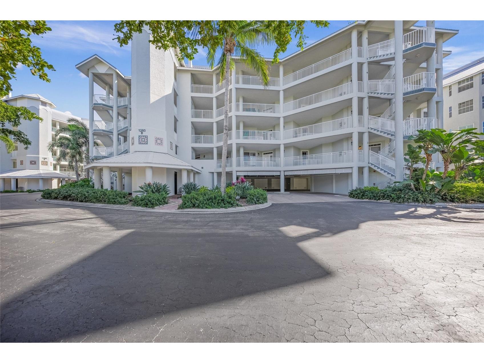 1260 Dolphin Bay Way #403 Sarasota FL 34242 A4680107 image72