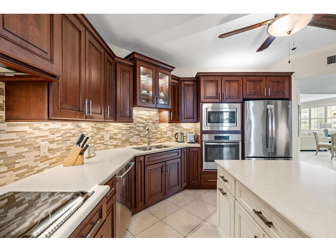 1260 Dolphin Bay Way #404 Sarasota FL 34242 - LITTLE SARASOTA BAY A4673762 image10