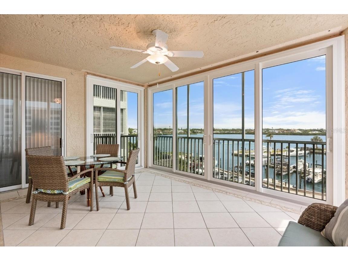 1260 Dolphin Bay Way #404 Sarasota FL 34242 - LITTLE SARASOTA BAY A4673762 image24