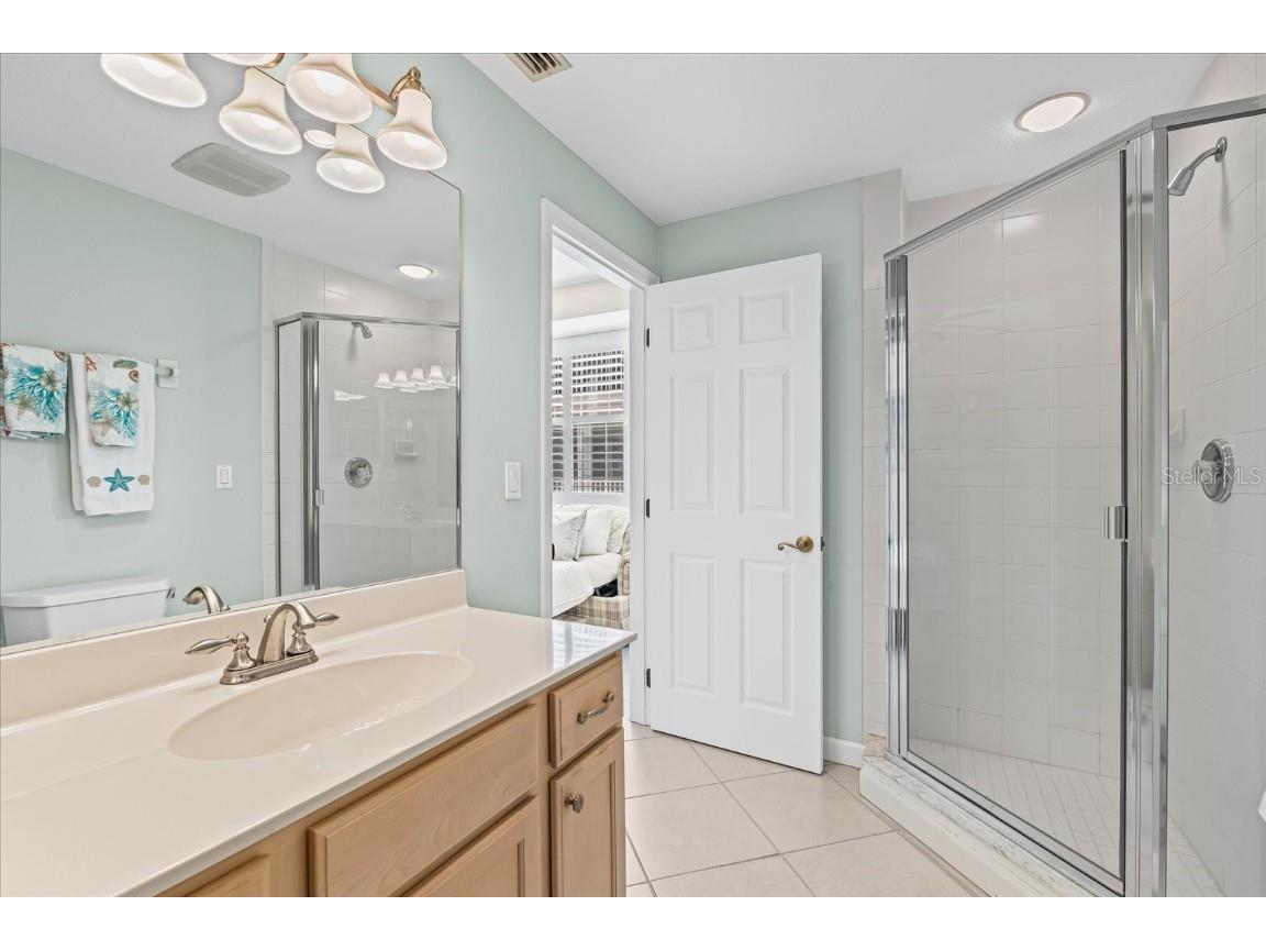 1260 Dolphin Bay Way #404 Sarasota FL 34242 - LITTLE SARASOTA BAY A4673762 image35
