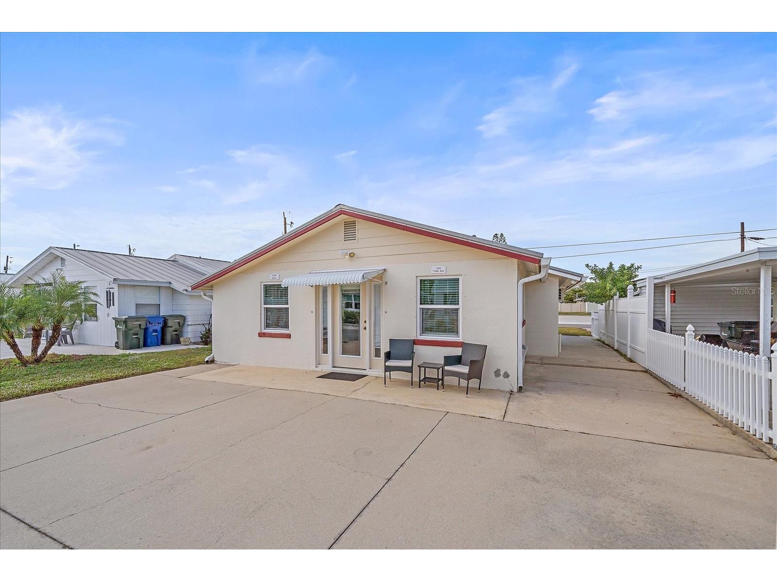 1260 Yoder Avenue Sarasota FL 34239 A4679609 image1