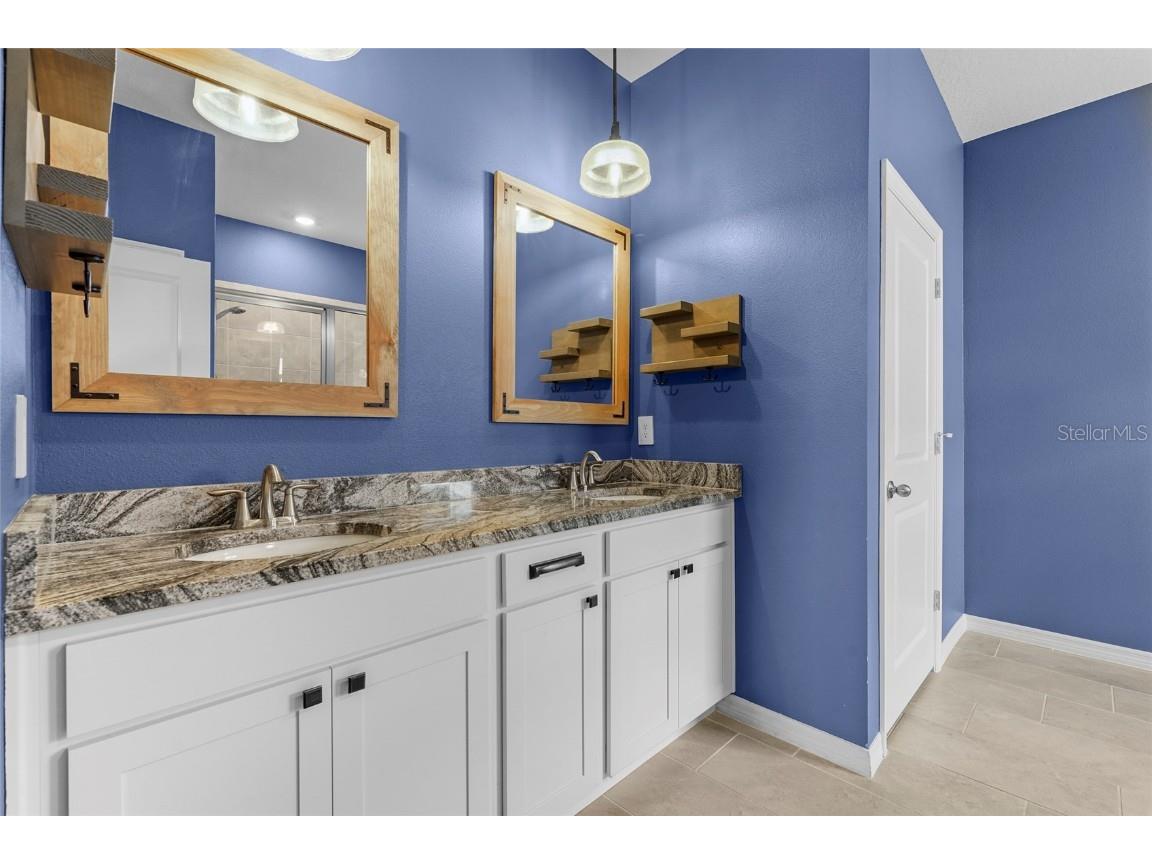 12600 Night View Drive Sarasota FL 34238 A4666096 image16