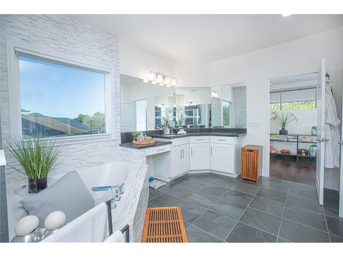 12601 Banting Terrace Orlando FL 32827 O6334504 image35