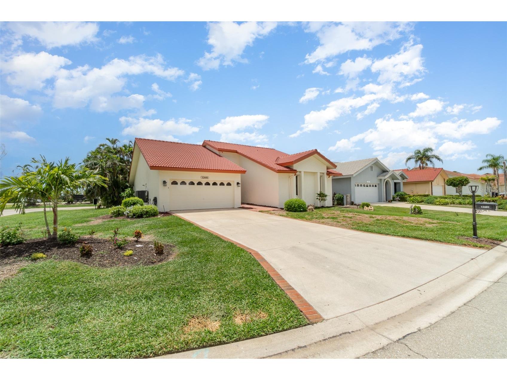 12601 Kelly Palm Drive Fort Myers FL 33908 V4947347 image3