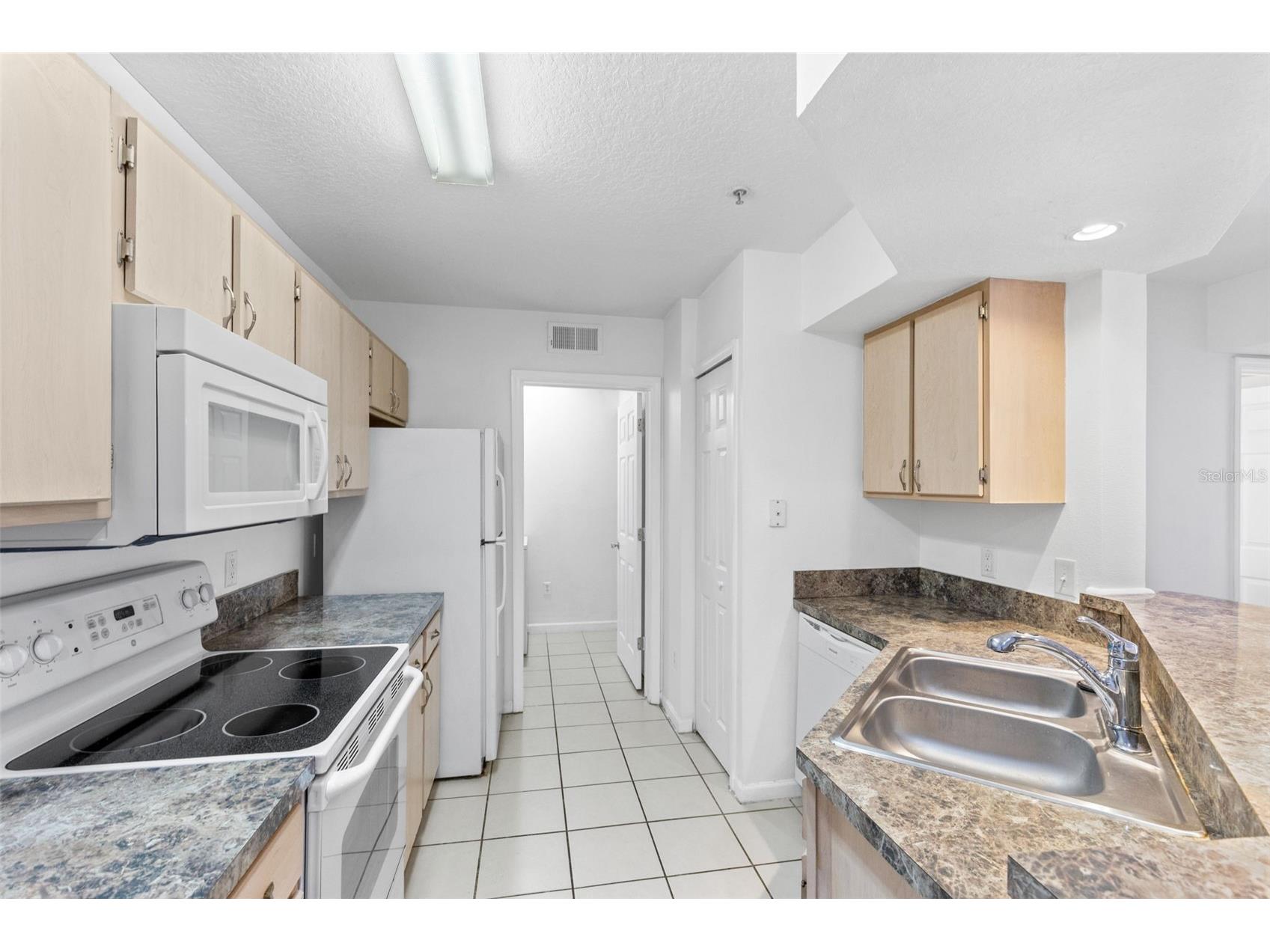 12602 Crest Springs Lane #1331 Orlando FL 32828 O6404180 image8