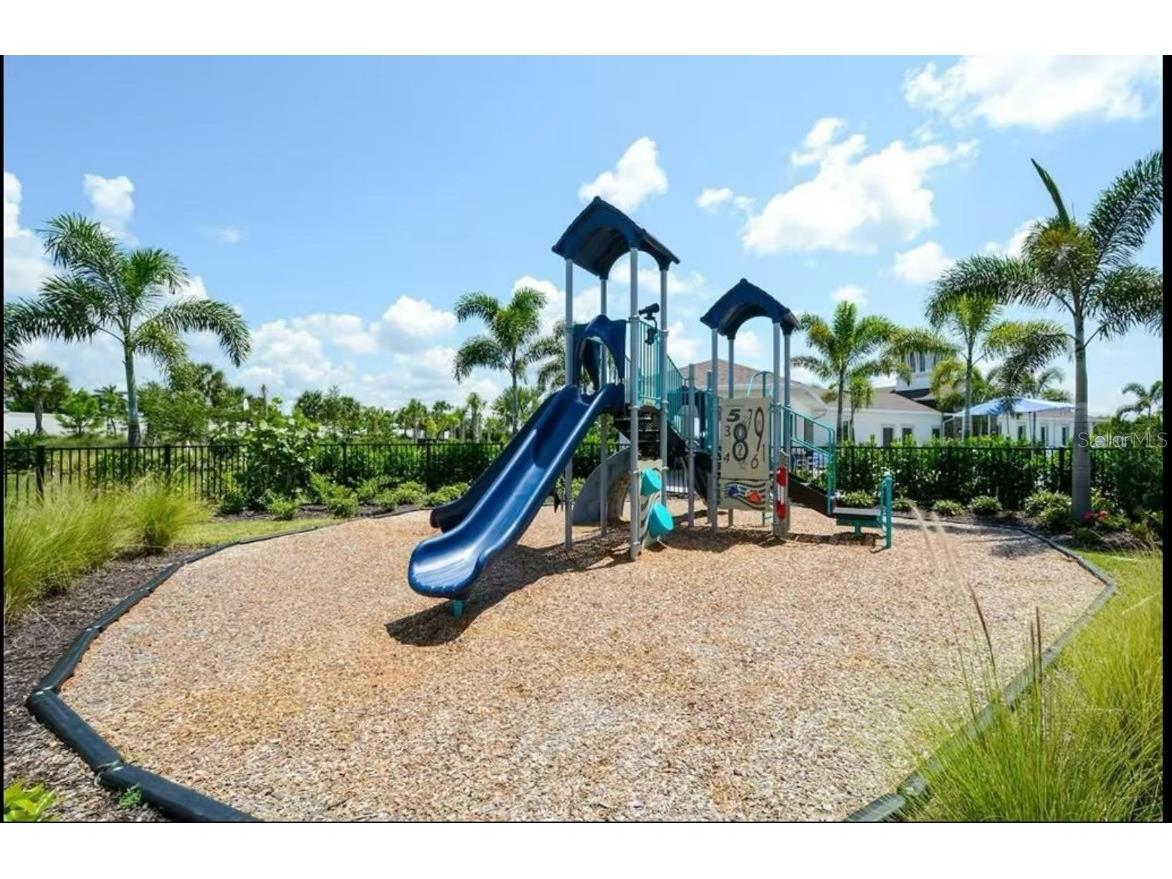 12604 Promenade Estates Boulevard Sarasota FL 34238 A4670562 image29