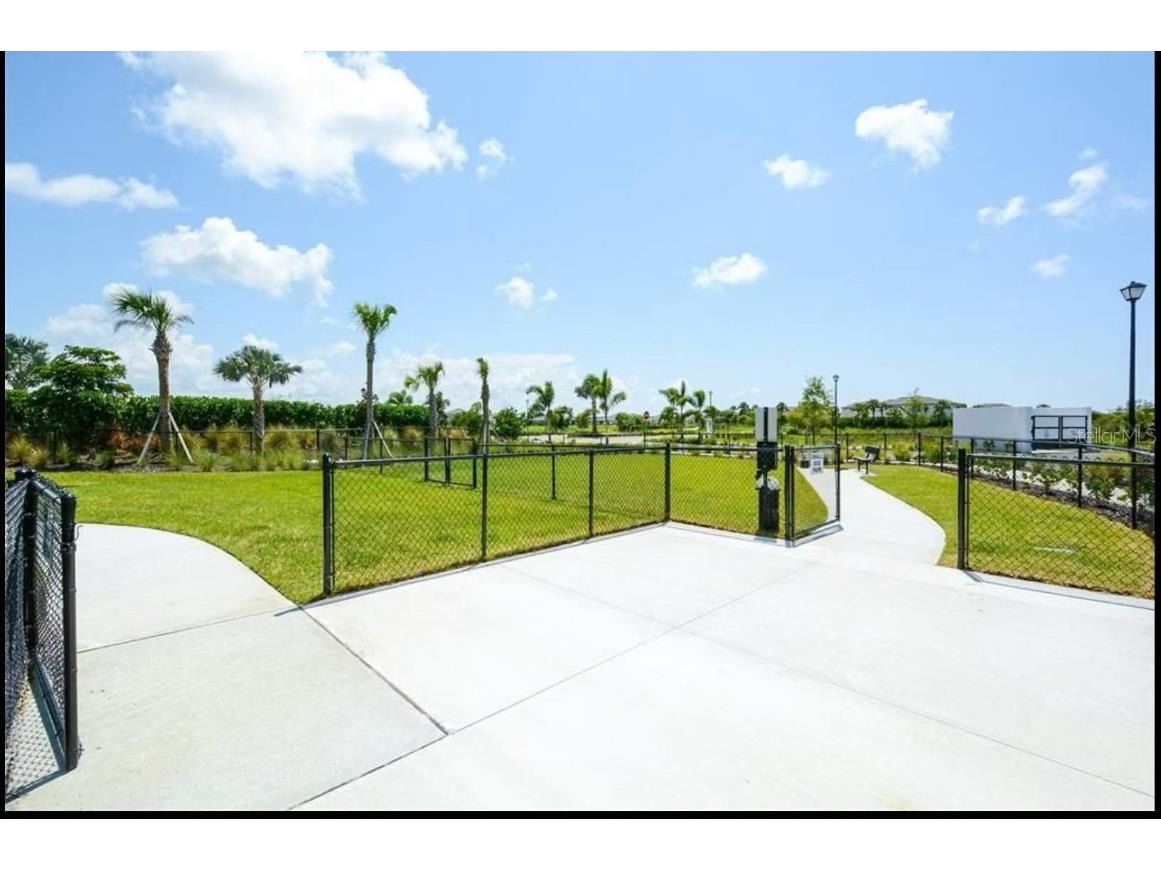 12604 Promenade Estates Boulevard Sarasota FL 34238 A4670562 image30