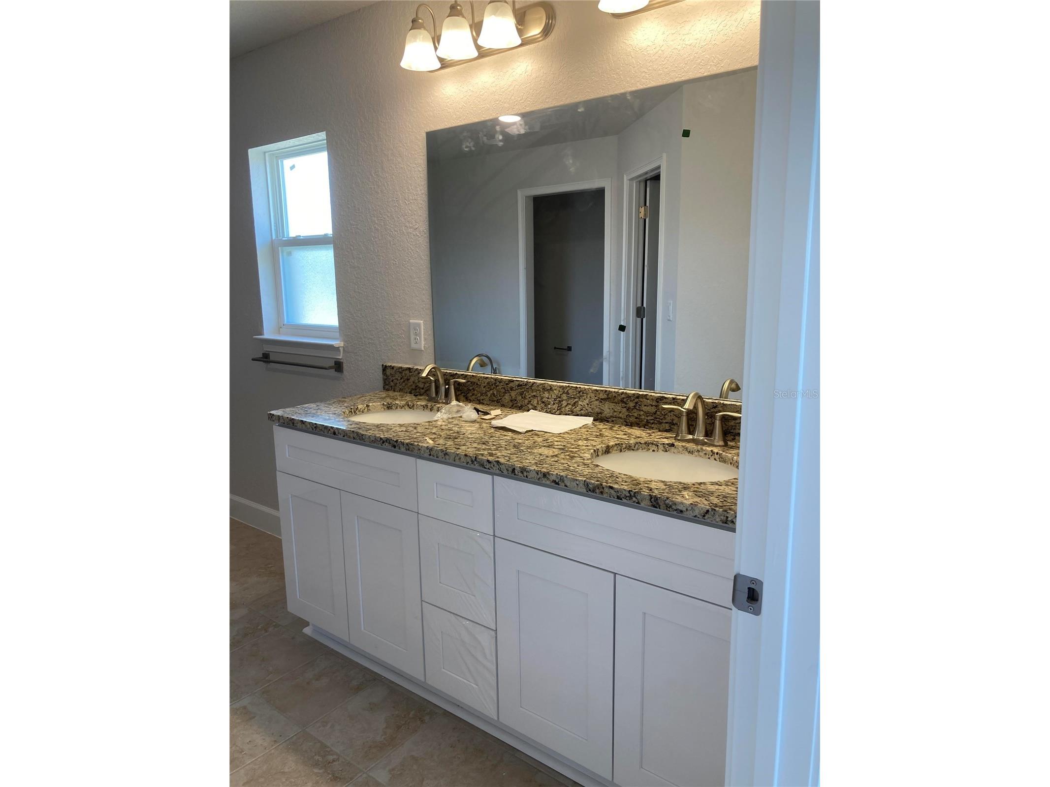 12605 NE 48th Street Oxford FL 34484 OM719776 image6