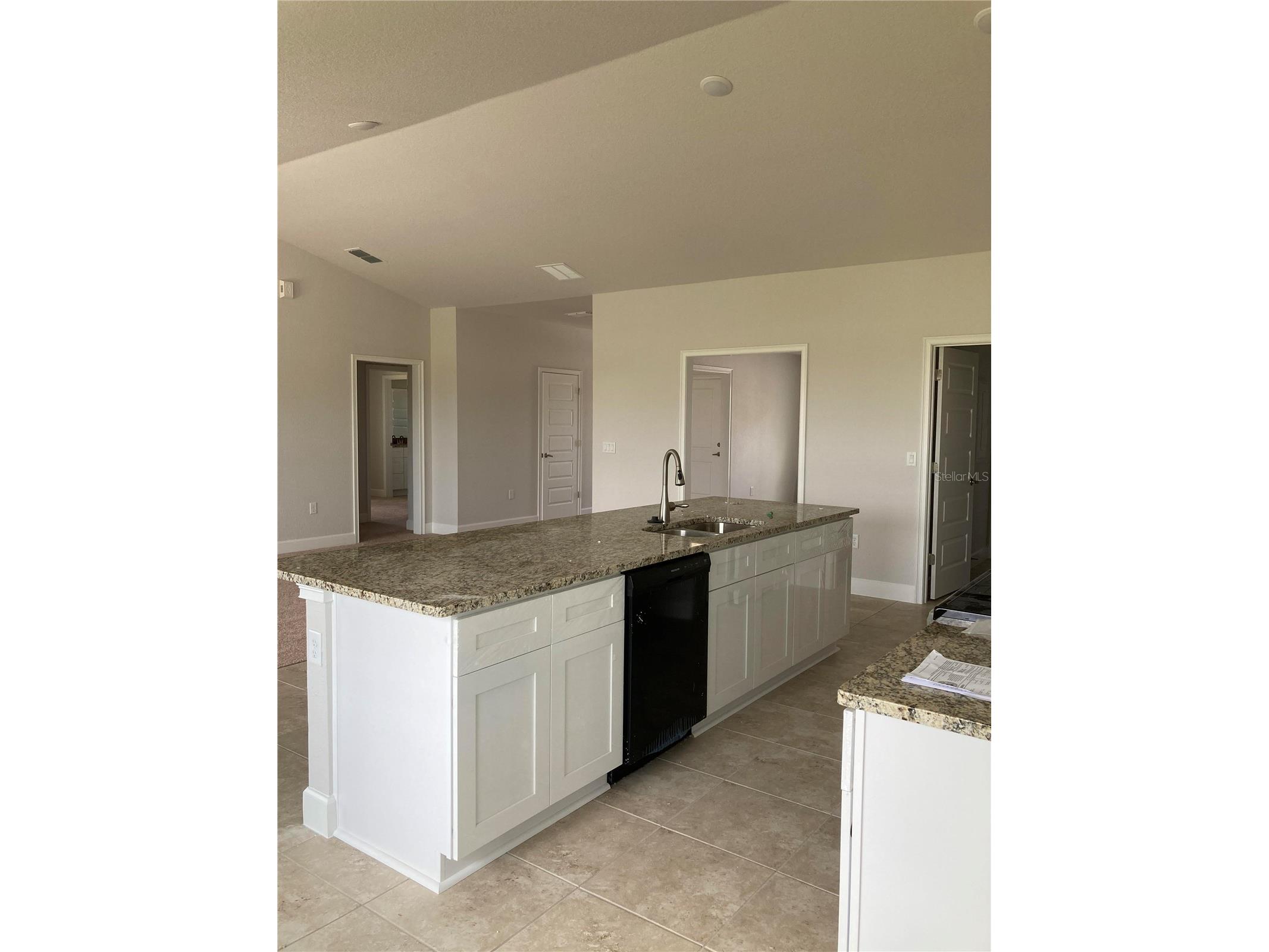 12605 NE 48th Street Oxford FL 34484 OM719776 image8