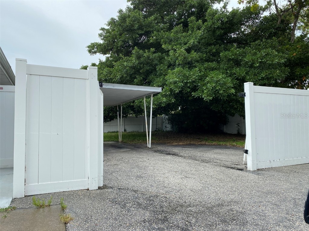 12607 Lagoon Lane Treasure Island FL 33706 U8192124 image1