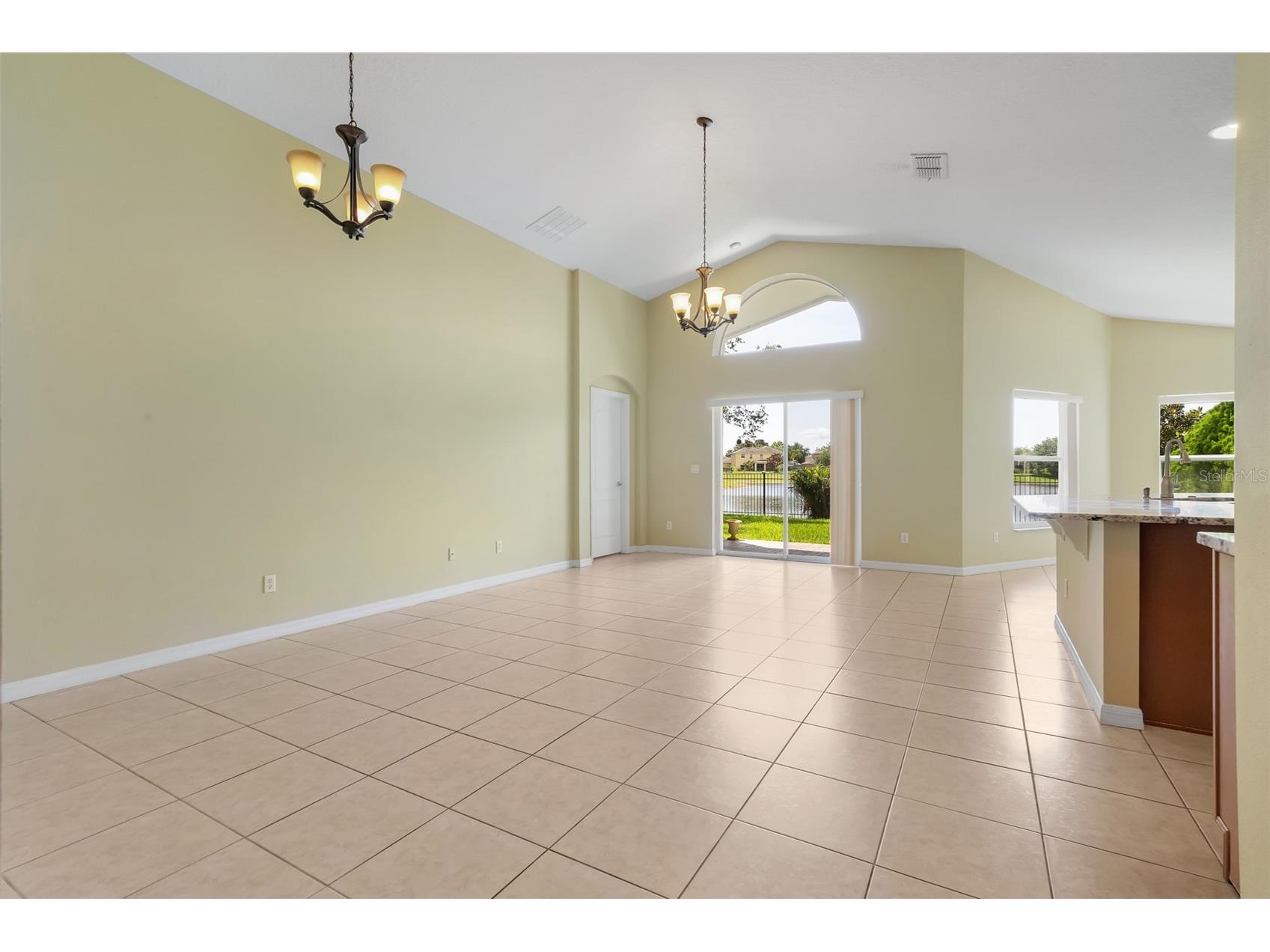 12608 Iris Lake Drive Orlando FL 32824 O6408112 image4