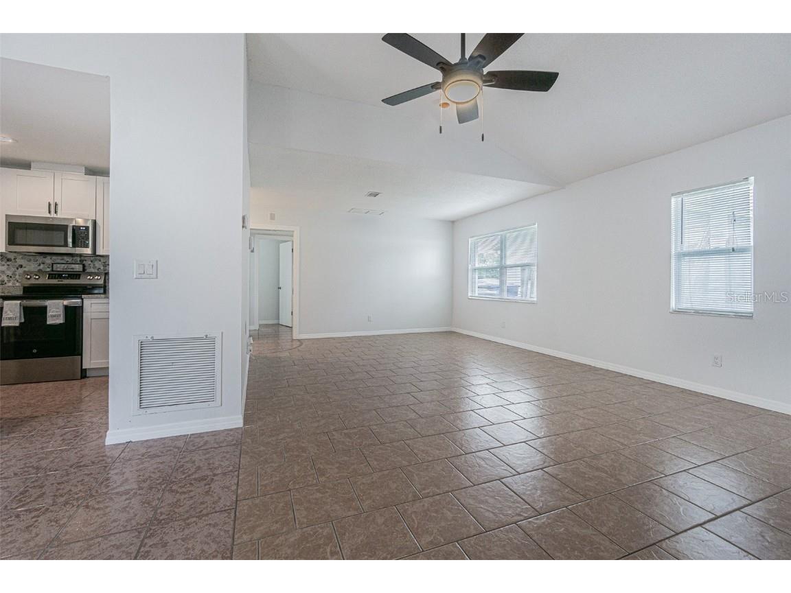 12609 130th Street Largo FL 33774 TB8452435 image3