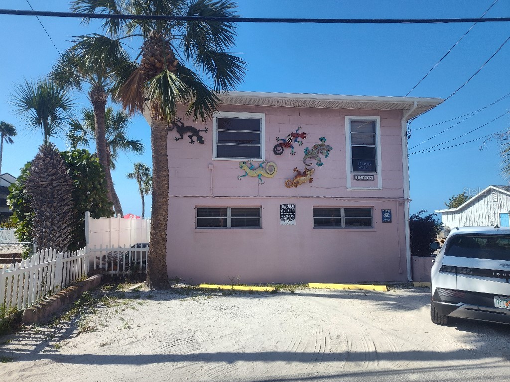 12609 Sunshine Lane Treasure Island FL 33706 TB8378386 image1