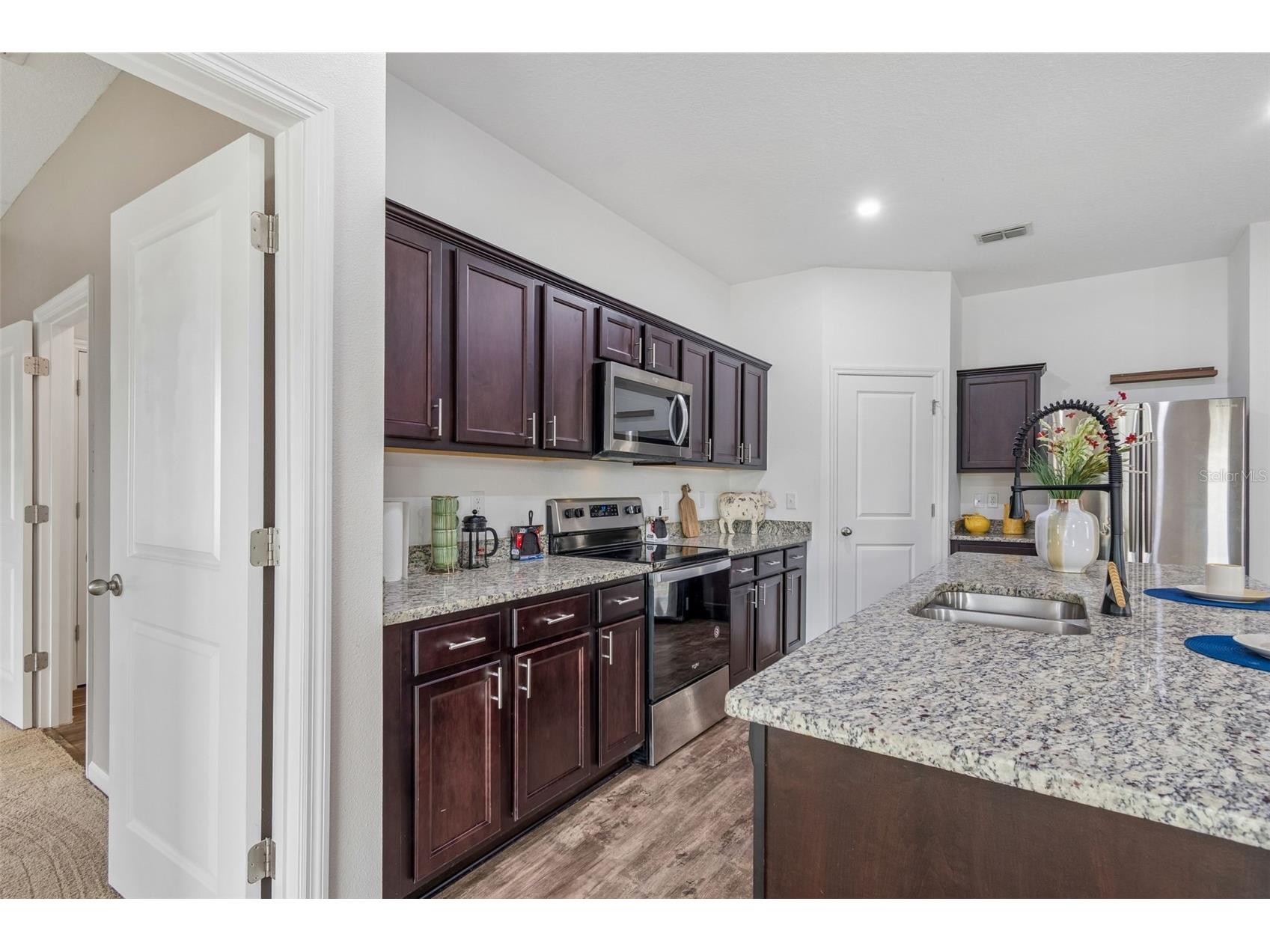 1261 Anchor Bend Drive Ruskin FL 33570 TB8511655 image11