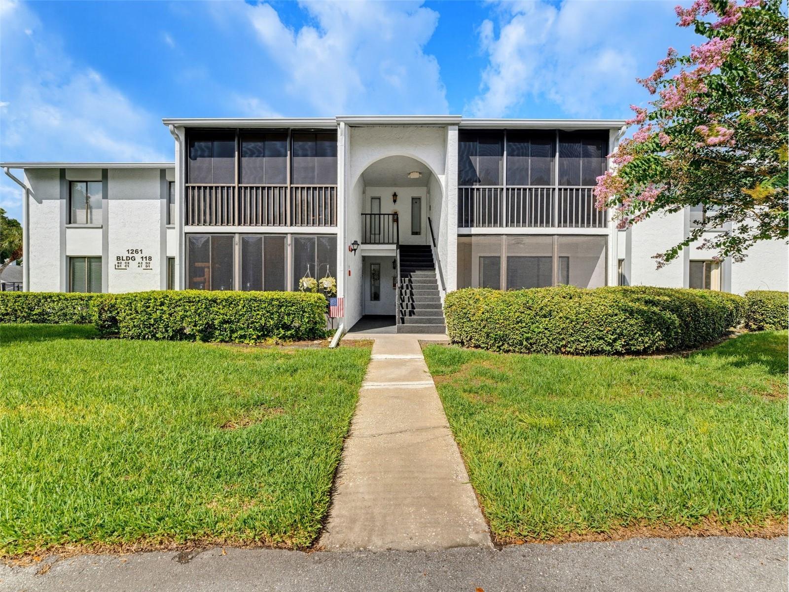 1261 Pine Ridge Circle W #D1 Tarpon Springs FL 34688 TB8526660 image1