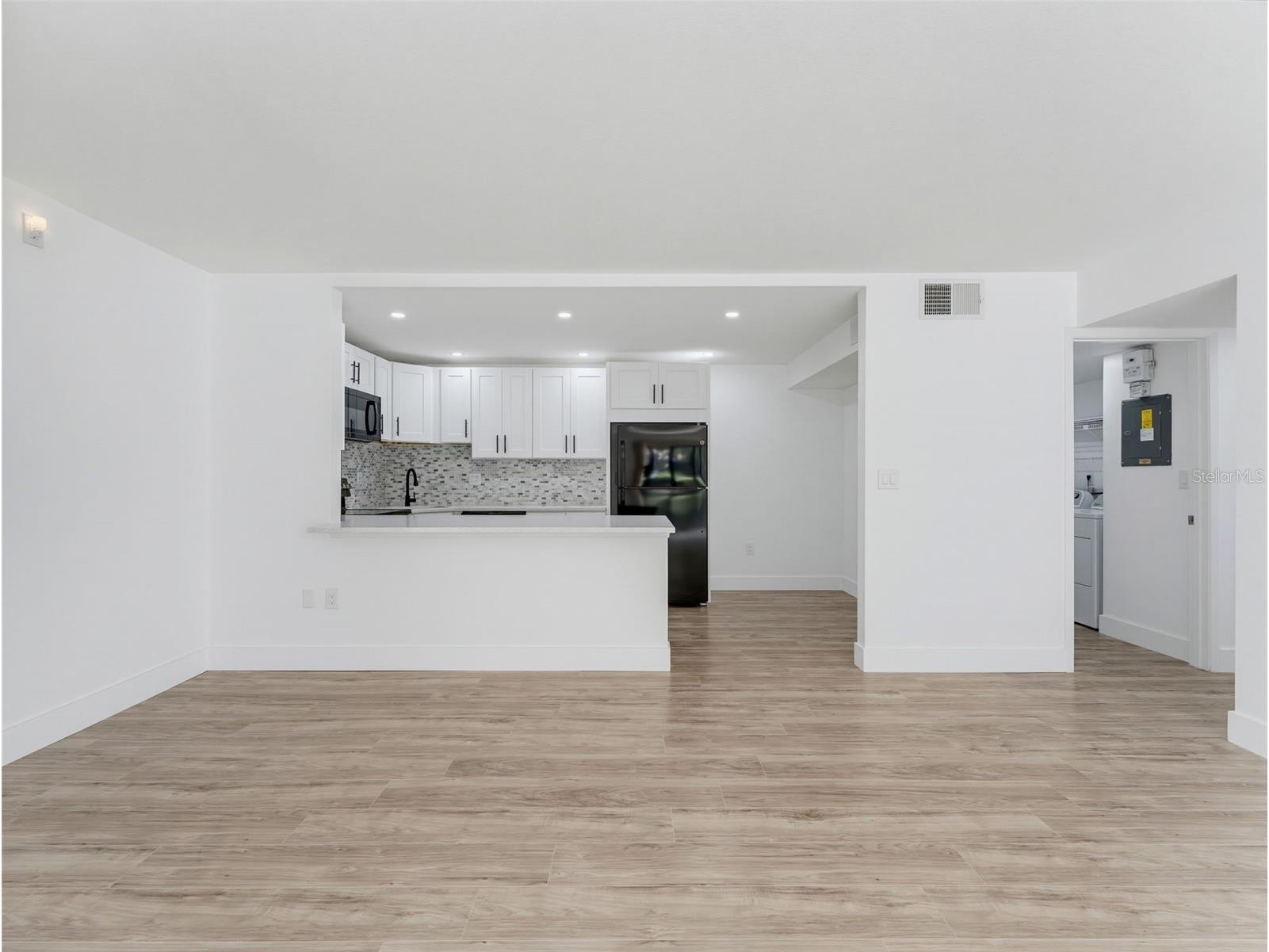1261 Pine Ridge Circle W #D1 Tarpon Springs FL 34688 TB8526660 image6